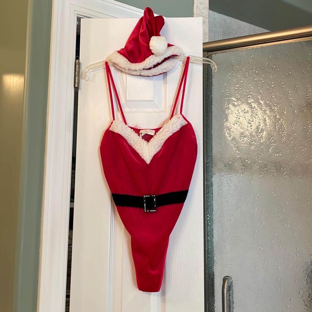 Santa intimate apparel